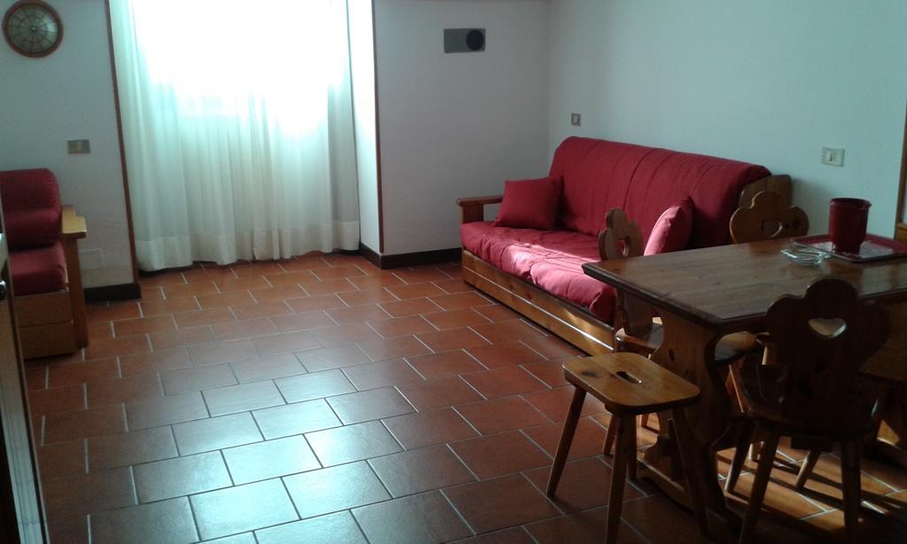 Cervinia Due Aparthotel Breuil-Cervinia Bilik gambar
