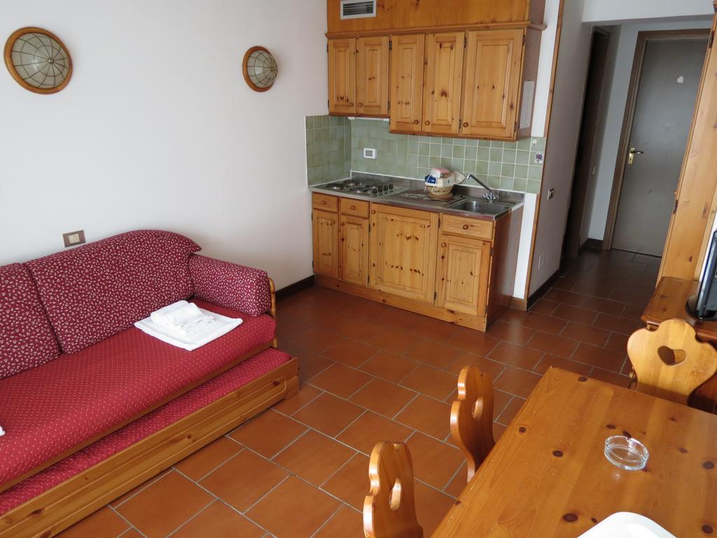 Cervinia Due Aparthotel Breuil-Cervinia Bilik gambar